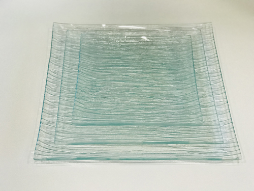 Assiettes carrees transparentes ls reception ile d oleron la rochelle niort saintes royan ile de re charente maritime